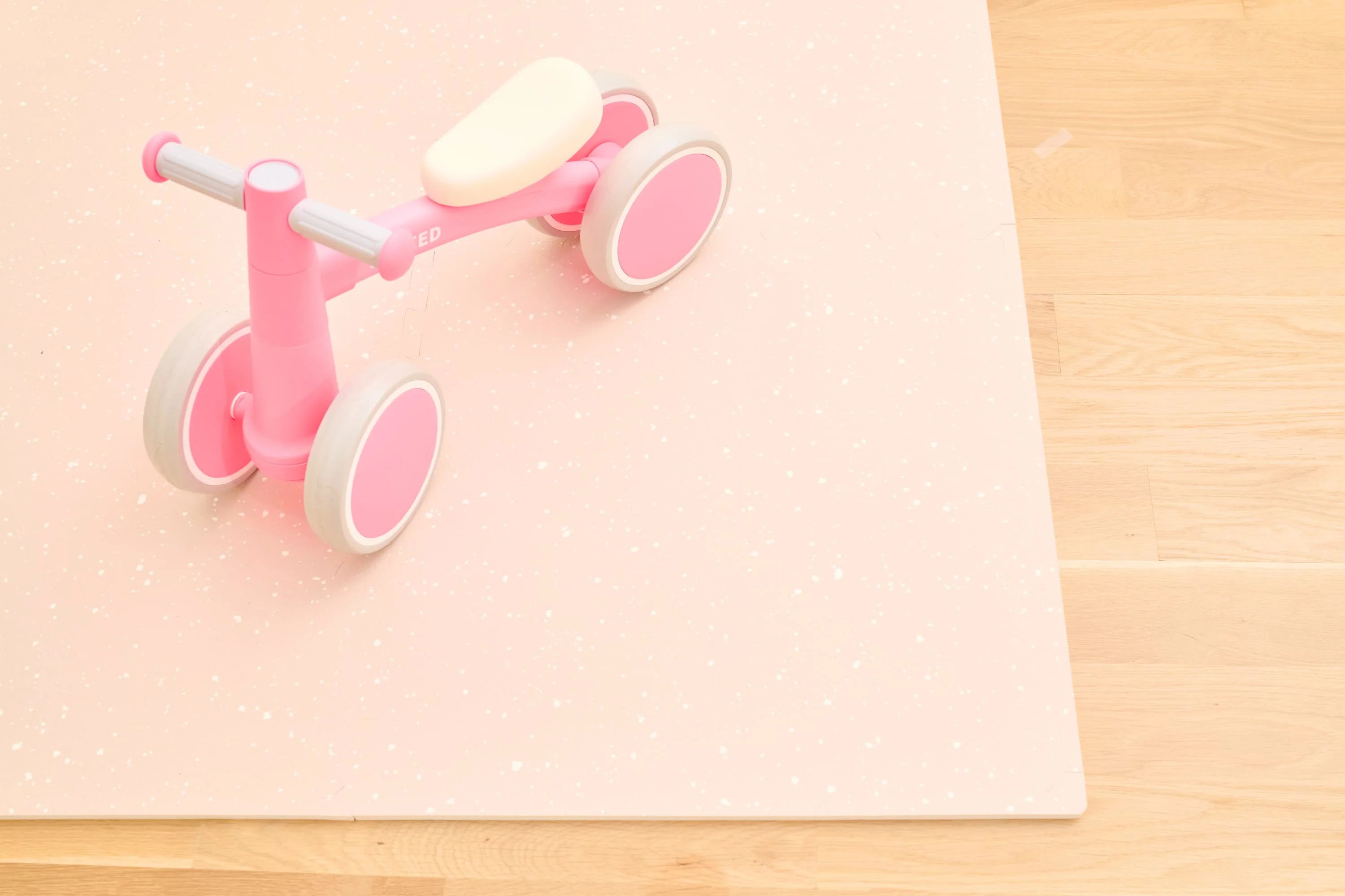 Ball Pit Bundle + FREE 6 Piece Play Mat Set - Image 6